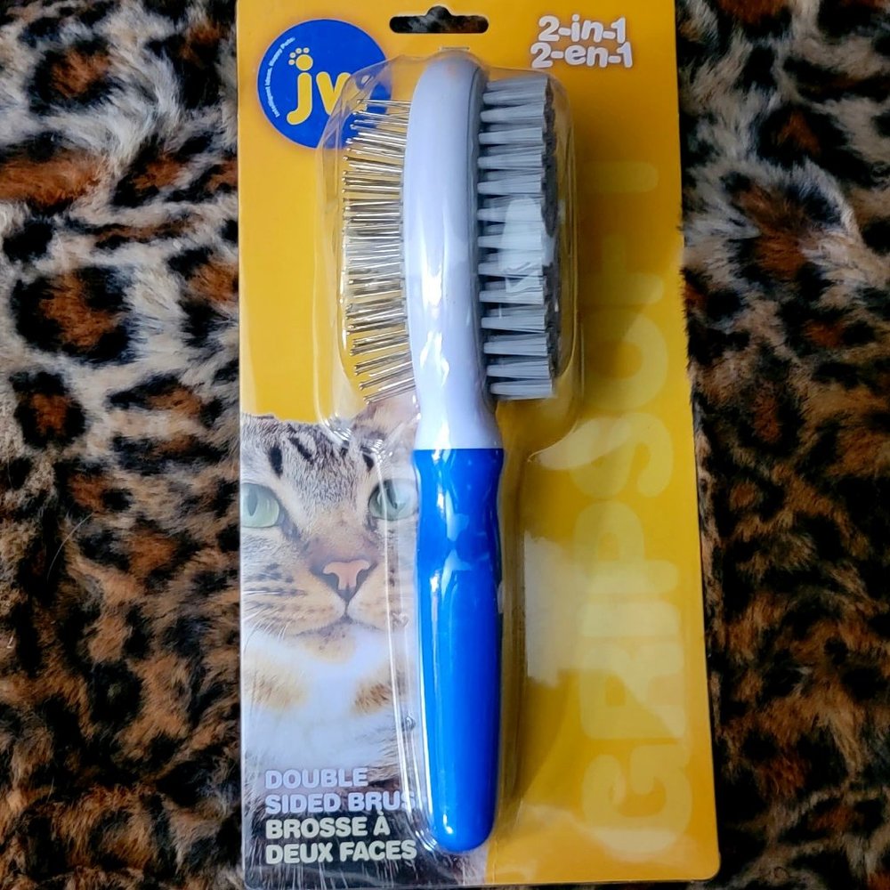 JW CAT BRUSH... New!